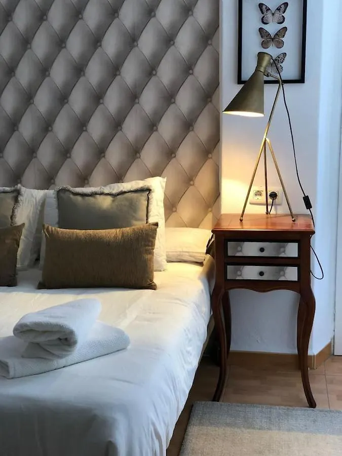 La Casa Amarilla Hotel Seville Holiday home